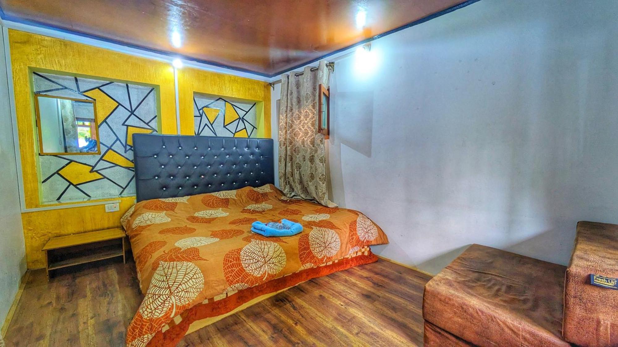 Pahalgām Mir Guest House מראה חיצוני תמונה