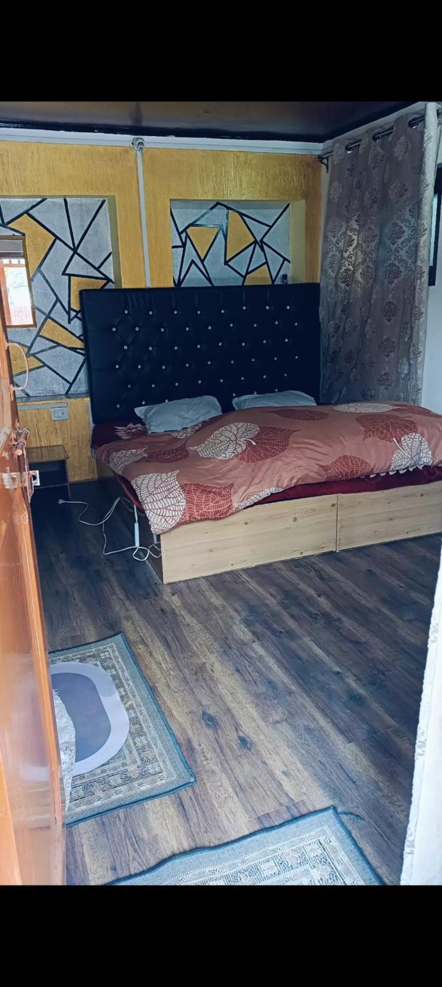 Pahalgām Mir Guest House חדר תמונה