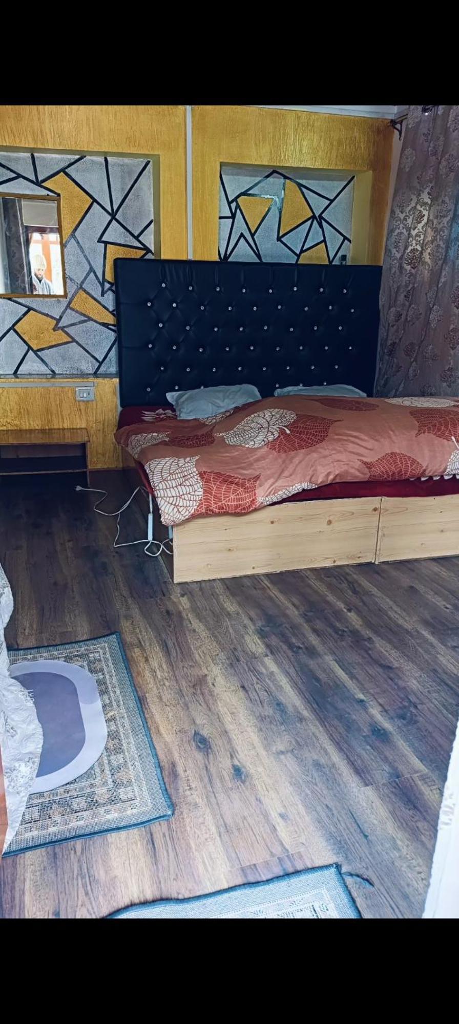 Pahalgām Mir Guest House חדר תמונה